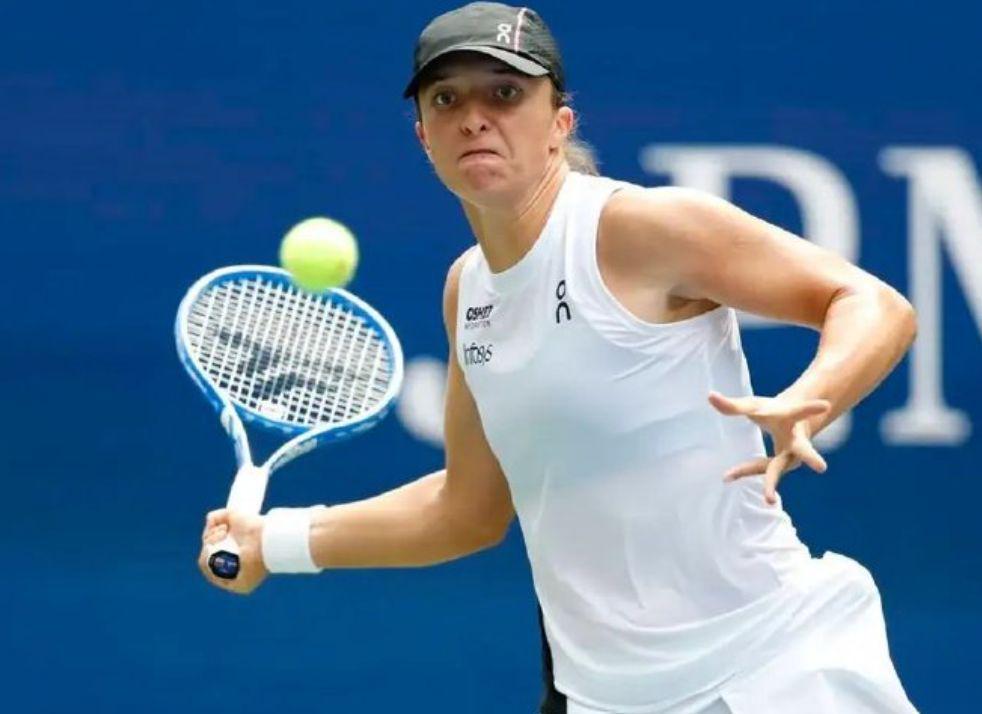 54天前打对手2-0！斯瓦泰克遭复仇后怒怼记者：你精神才崩溃了呢